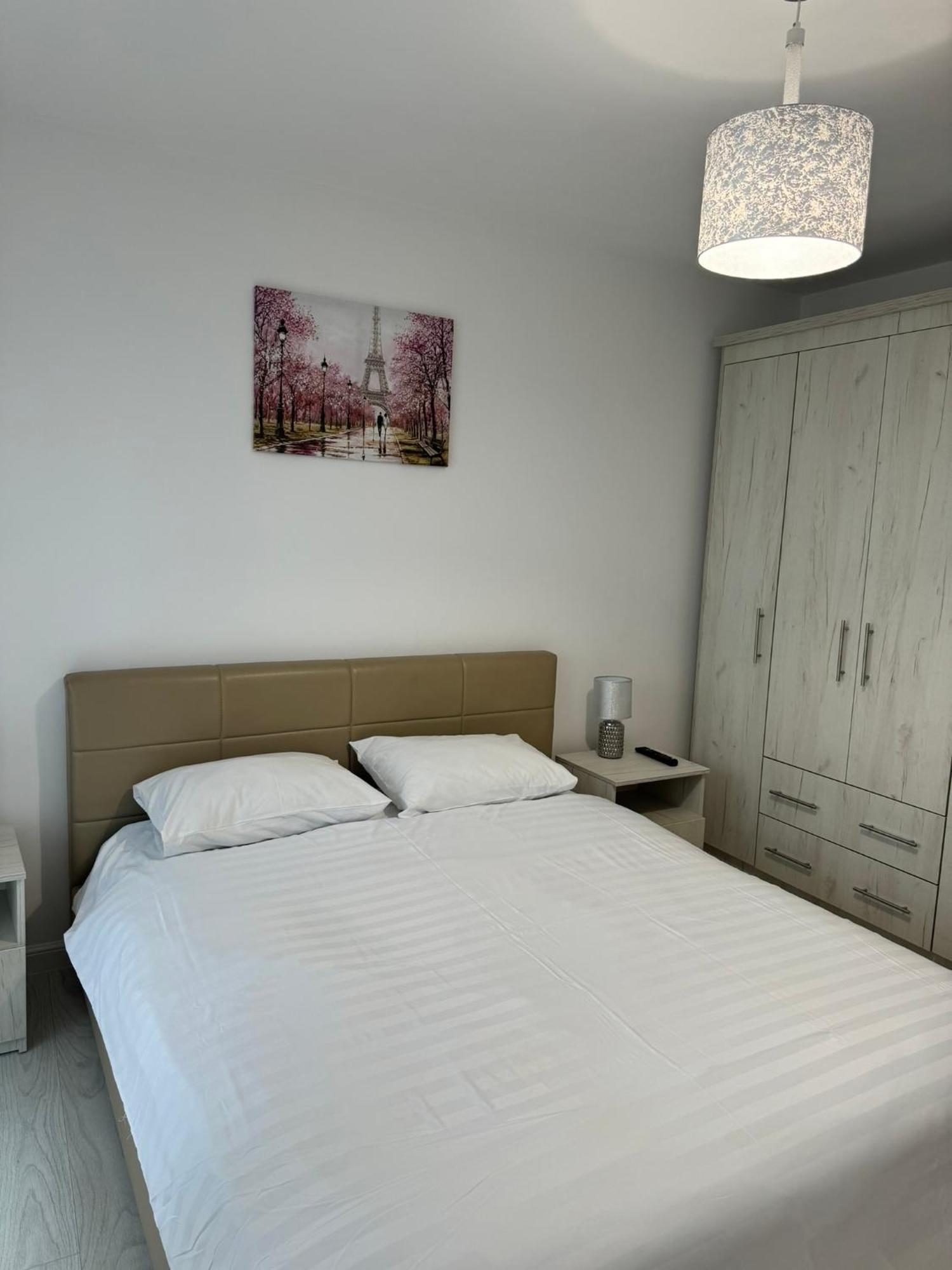Râmnicu Vâlcea Apartament Central מראה חיצוני תמונה