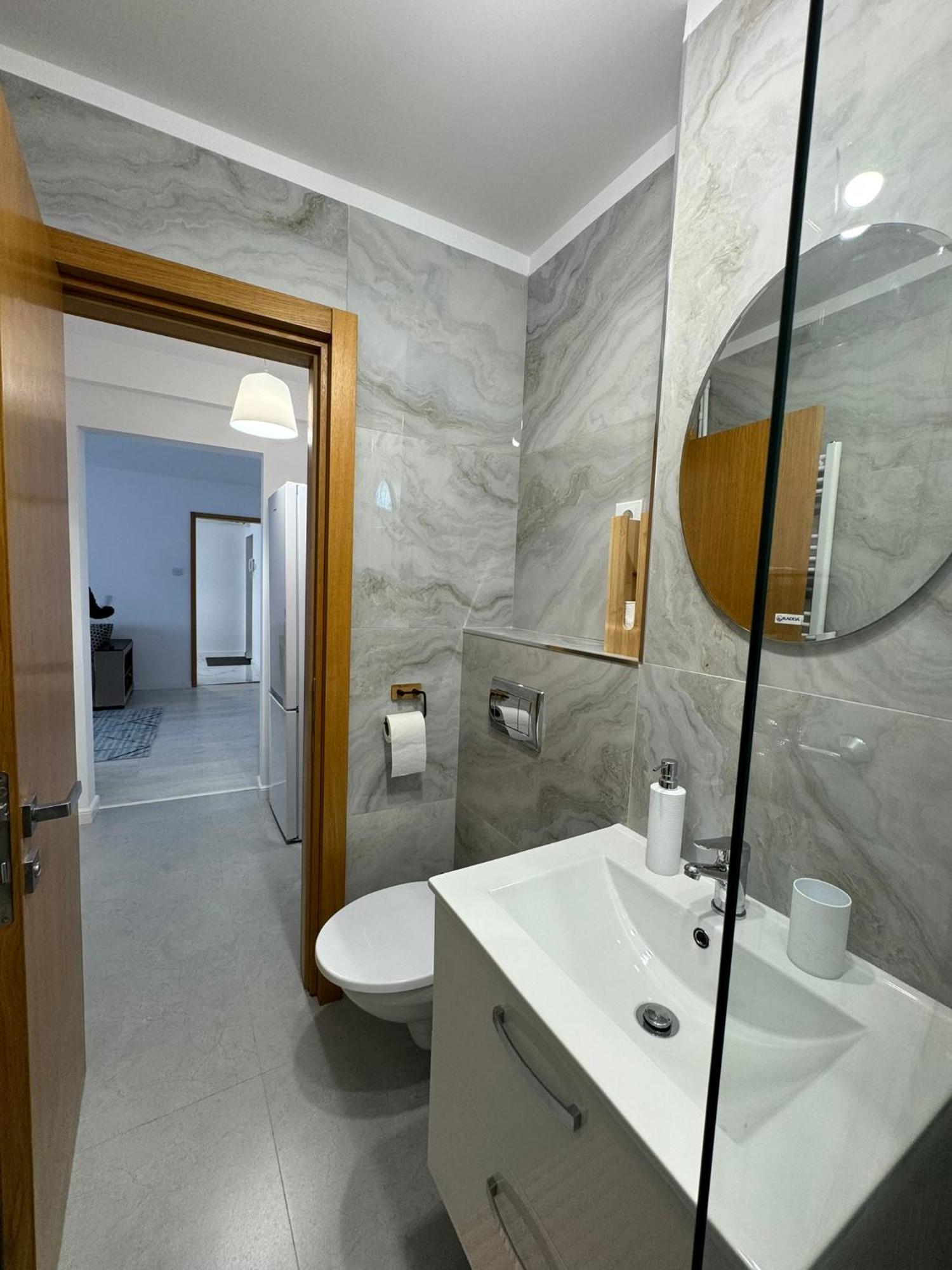 Râmnicu Vâlcea Apartament Central מראה חיצוני תמונה