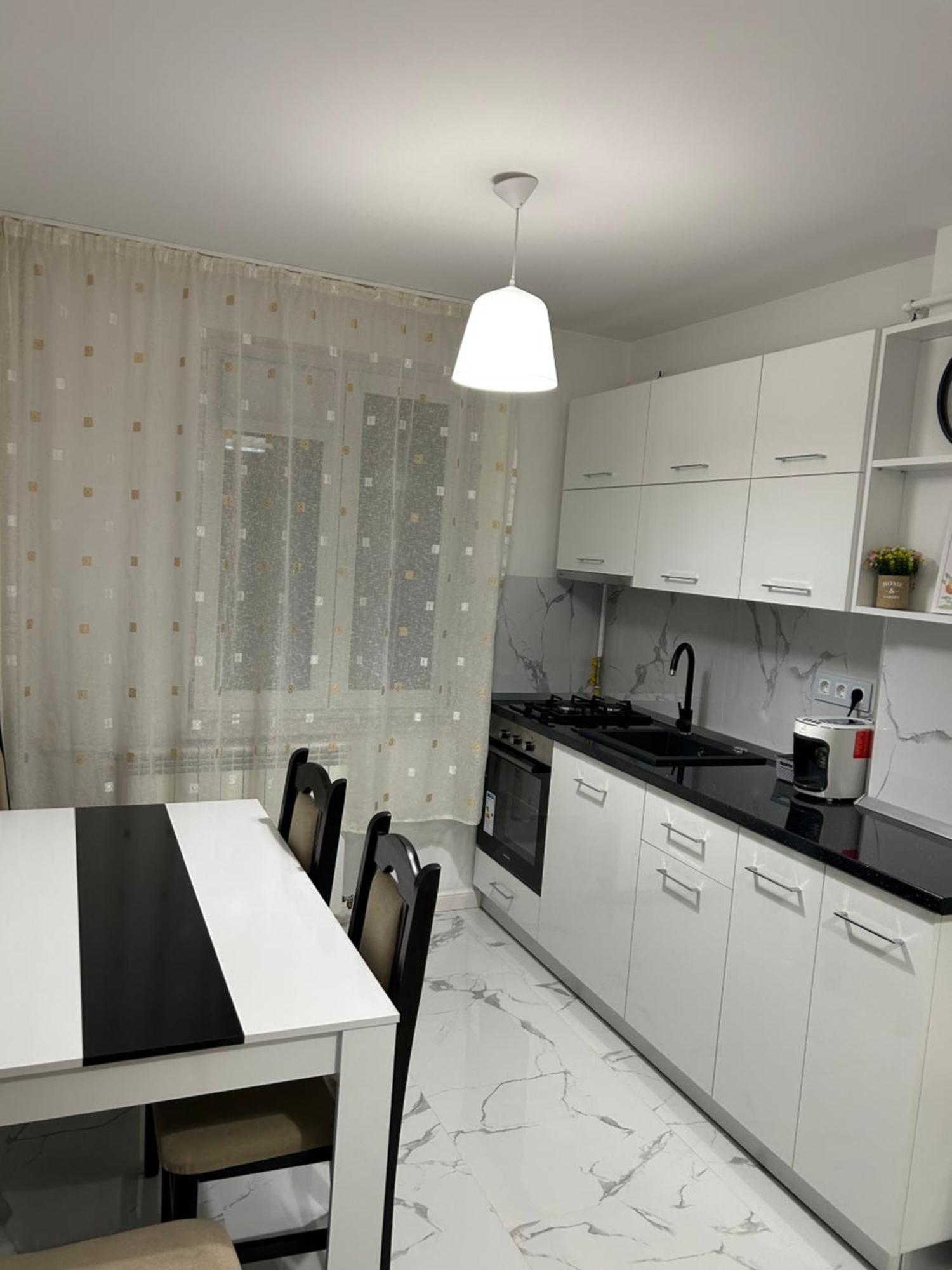 Râmnicu Vâlcea Apartament Central מראה חיצוני תמונה